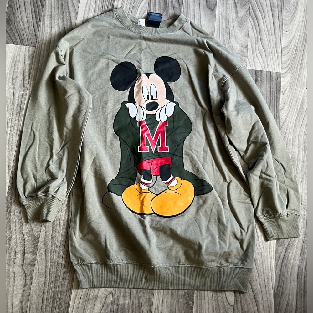 Women’s H&M Disney Mickey Mouse Green Sweatshirt Size XS